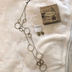 Never worn women’s necklace and earrings.